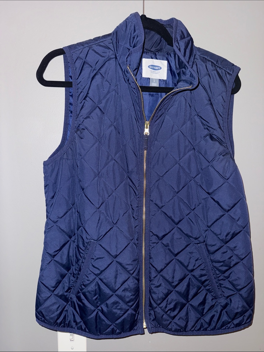 Old Navy Navy Quilted Sleeveless Puffer Vest with Gold Zipper